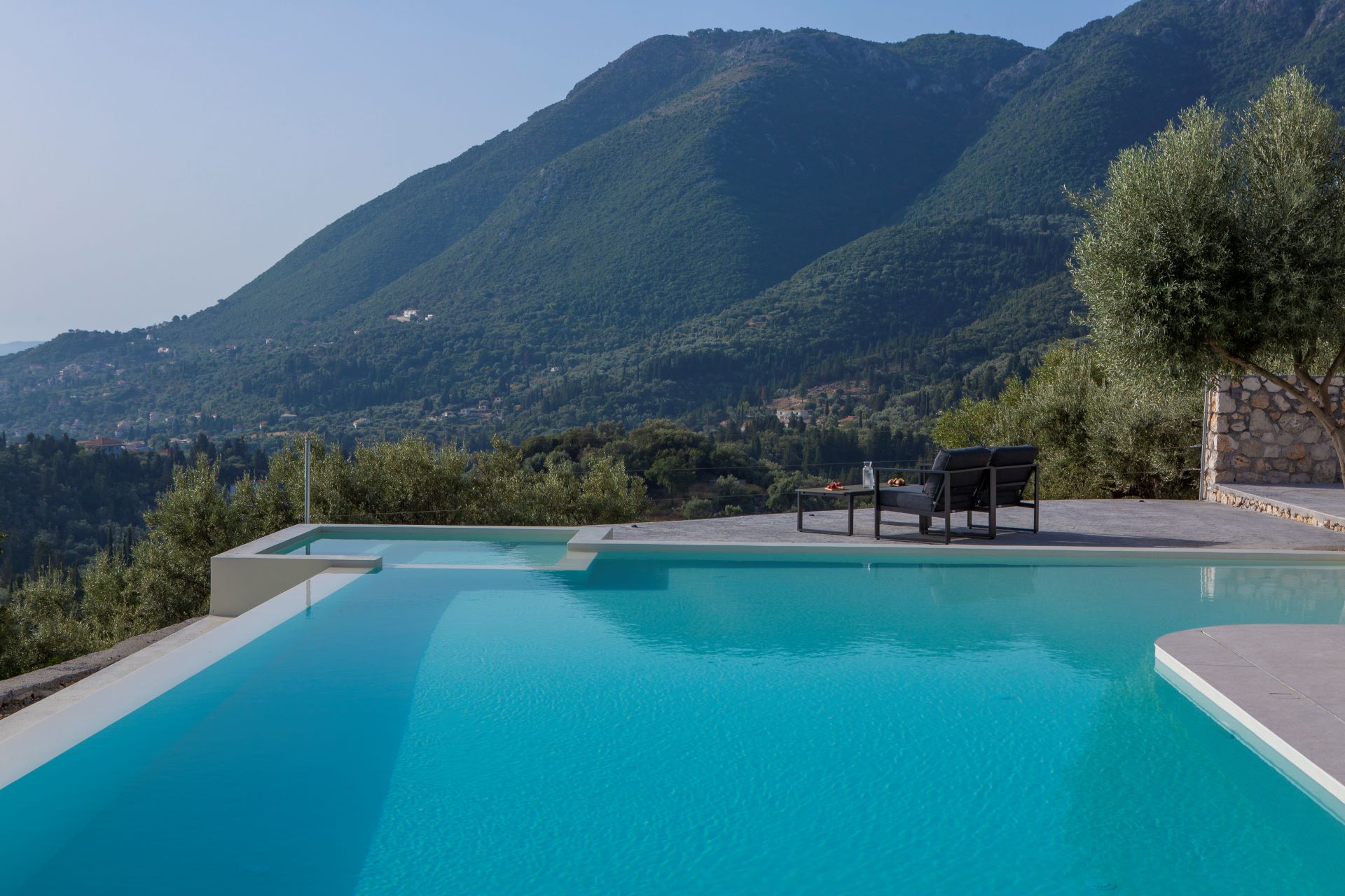 Rachi Villas setting